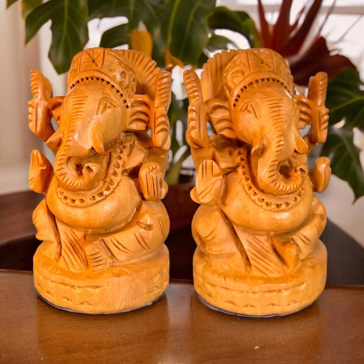 Wooden Ganesha Idol Hand Carved Lord Ganesh Wood Sculpture Gajanana Ganpati Bappa Figurine for Pooja - Home Decor Office Desk Hindu God Idol Murti Good Luck & Success - Hindu God Idol